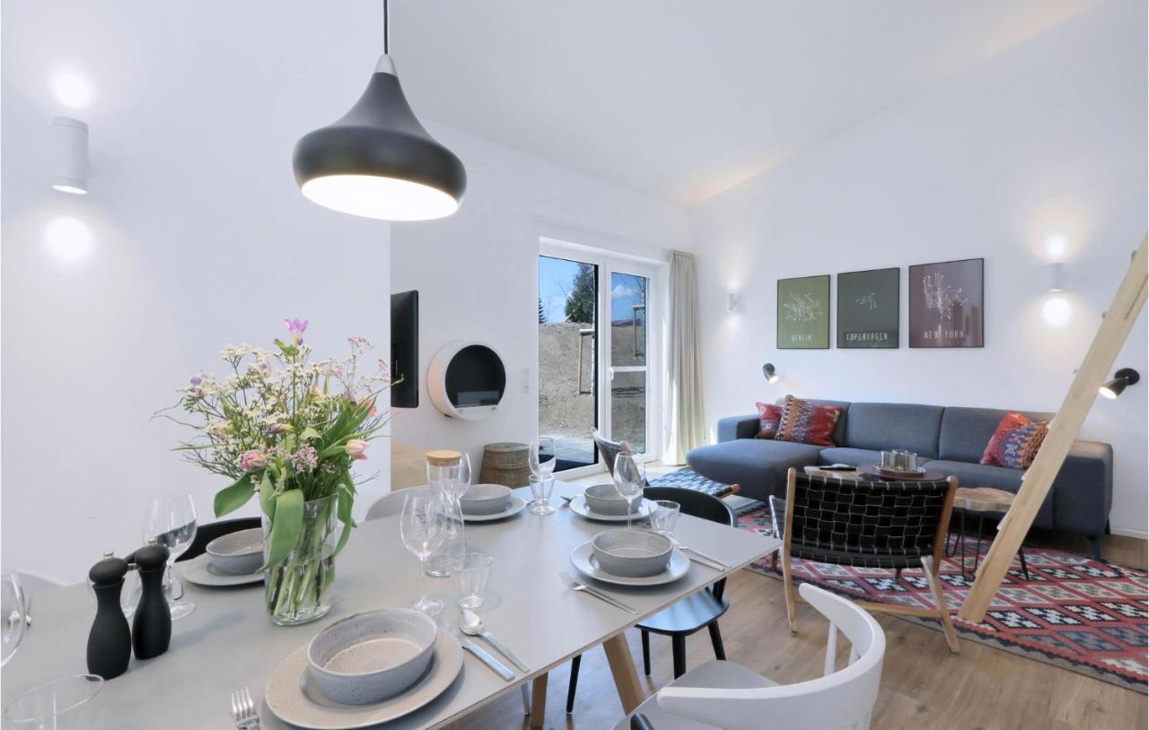 Beautiful Home In Lembruch-Duemmer See With Wifi Exterior photo